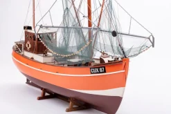 Billings Models 1/33 Krabbenkutter Cux 87 Wooden Boat Kit