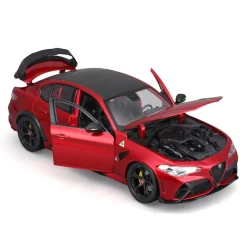 Burago 1/18 Alfa Romeo GTA Diecast Model