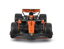 Burago 1/24 F1 McLaren MCL38 2024 Piastri Diecast Model Kit