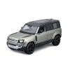 Burago 1/24 Land Rover Defender Green Diecast Model