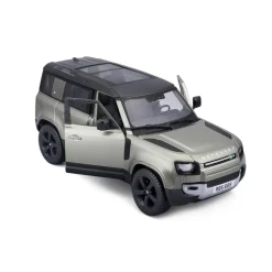 Burago 1/24 Land Rover Defender Green Diecast Model