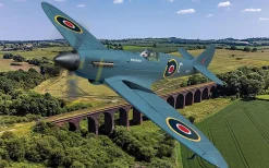 Corgi 1/72 Supermarine Spitfire PR.XIX - G-RRGN PS853 - Rolls Royce Heritage Hangar