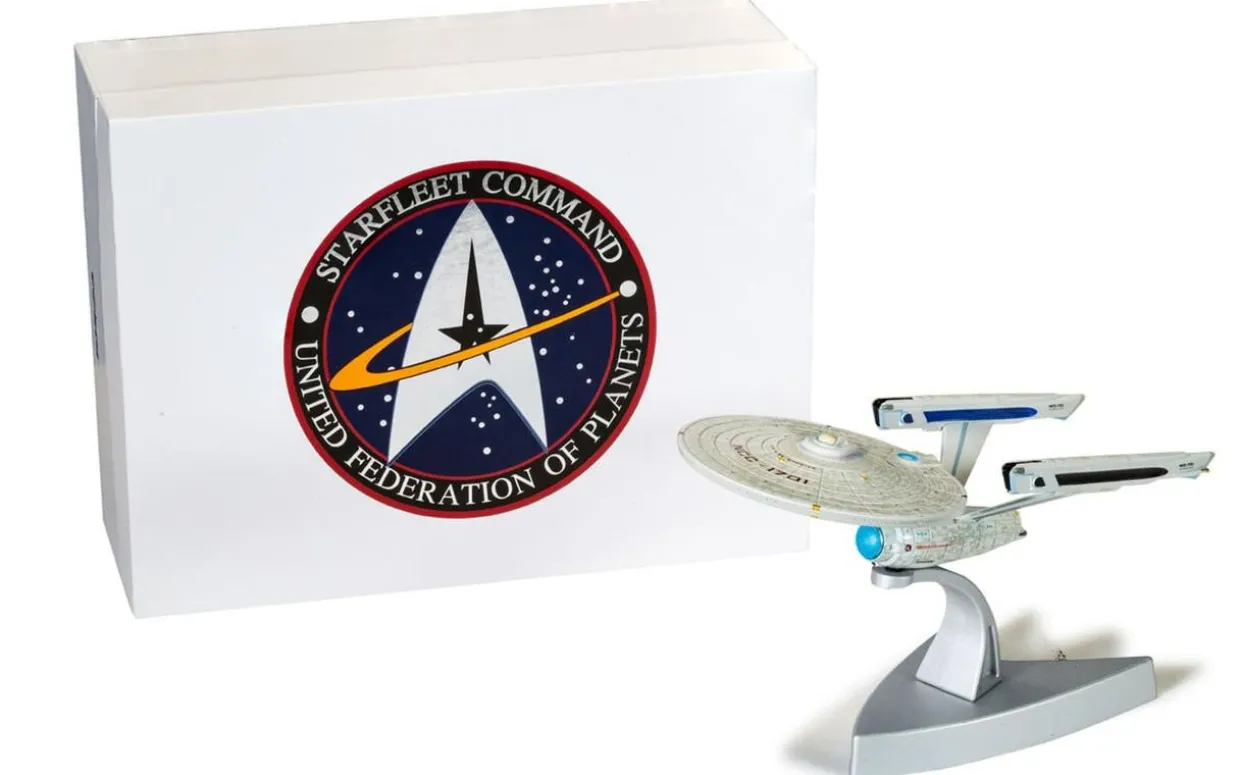 Corgi Star Trek - USS Enterprise NCC-1701 [Refit]