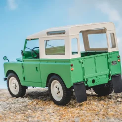 FMS 1/12 RC Land Rover Series II Green Ready to Run Off-Road Vehicle