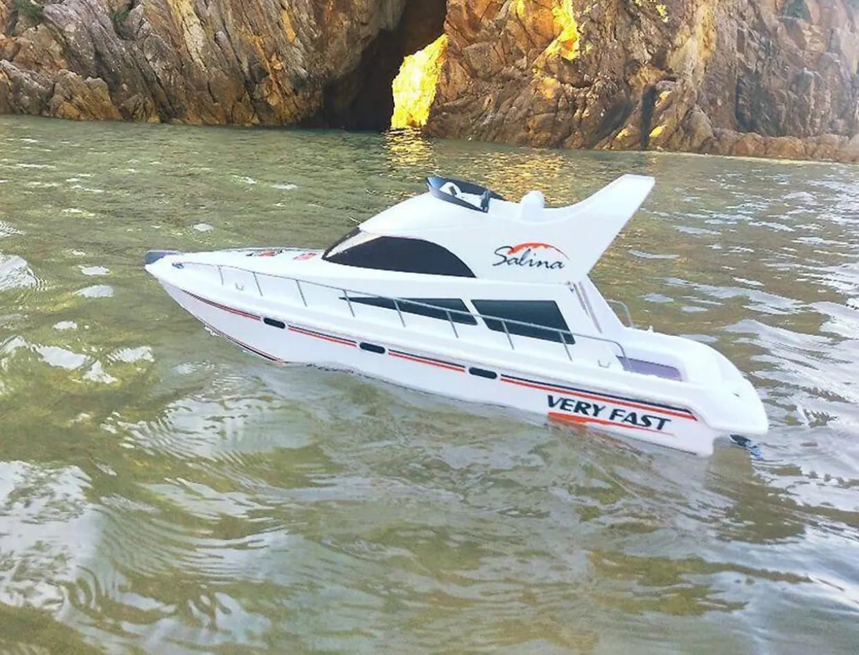 Heng Long Salina 2Ch Powered Yacht 2.4Ghz RTR RC Boat