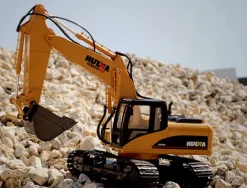 HuiNa RC 1/14 2.4G 15Ch Tracked Excavator Die Cast Bucket RTR