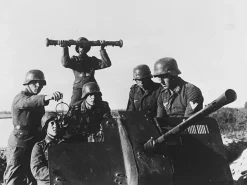 ICM 1/35 Flak 38 with Crew