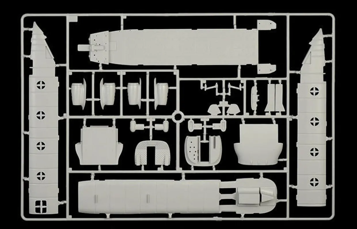 Italeri 1/48 Boeing HC.2 CH-47F Chinook