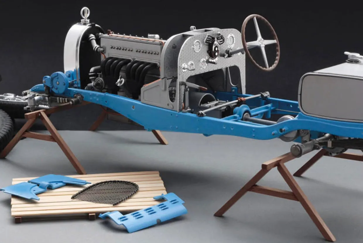 Italeri 1/12 Bugatti Type 35B Roadster