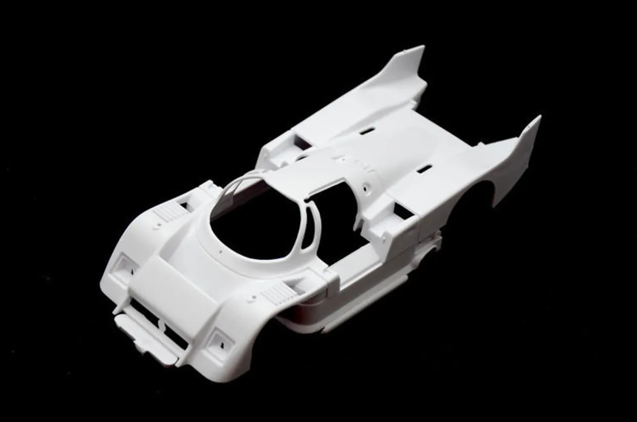 Italeri 1/24 Lancia LC2 Martini