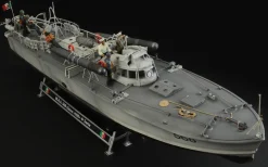 Italeri 1/35 MAS 563/568 with Crew