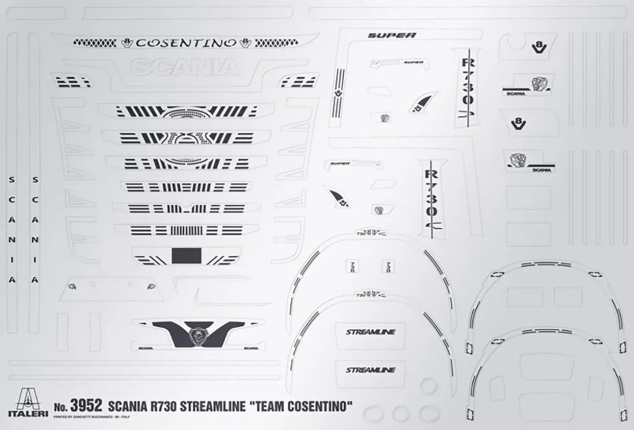 Italeri 1/24 Scania R730 Streamline Show Truck