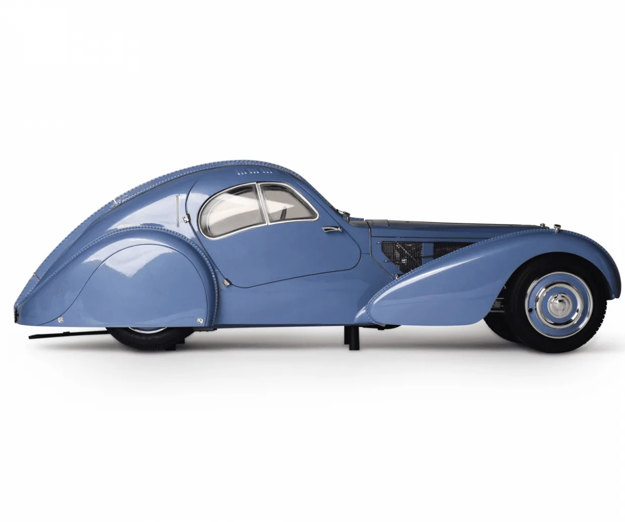 IXO 1/8 Bugatti SC57 Atlantic Diecast Model Kit