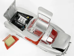 IXO 1/8 Mercedes-Benz 300 SL (Silver) Diecast Model Kit