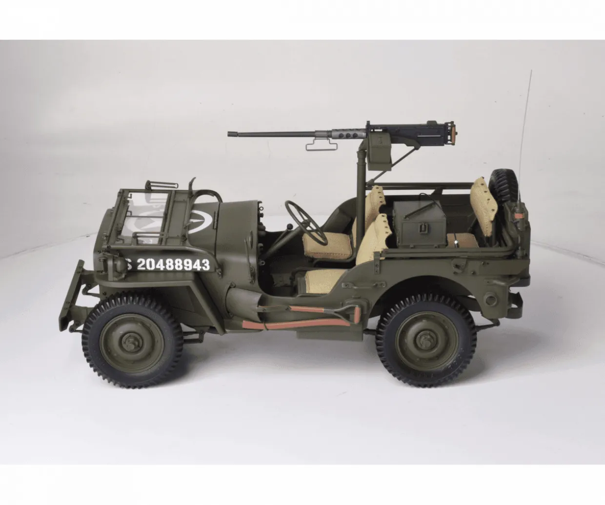 IXO 1/8 Willys Jeep with Trailer and ATG