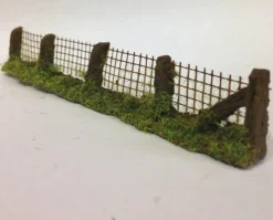 Javis 00 Gauge Wire Mesh Fencing Sections