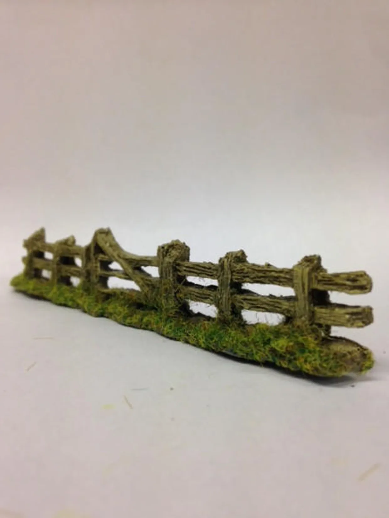 Javis OO Gauge Old Grey Weathered Fence with Gate