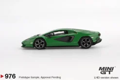 Mini GT 1/64 Lamborghini Countach LPI 800-4 Verde Medio