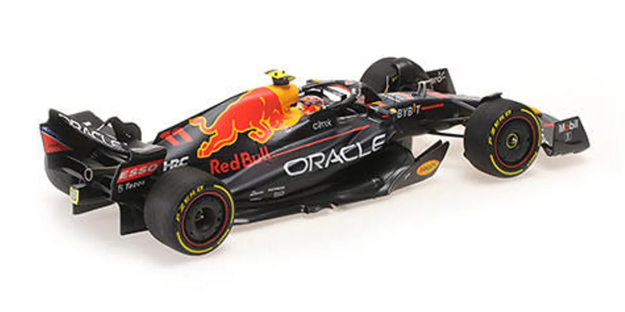 Minichamps 1/18 Oracle Red Bull Racing RB18, Sergio Perez, 2022