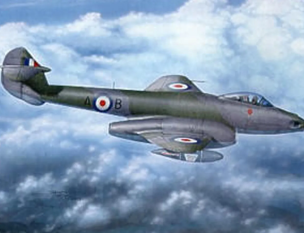 Mpm 1/72 Gloster Meteor PR Mk.10 Model Kit