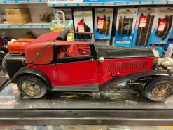 Pocher 1/8 1932 Rolls Royce Phantom II Sedanca Coupe Maroon And Black Ready Assembled