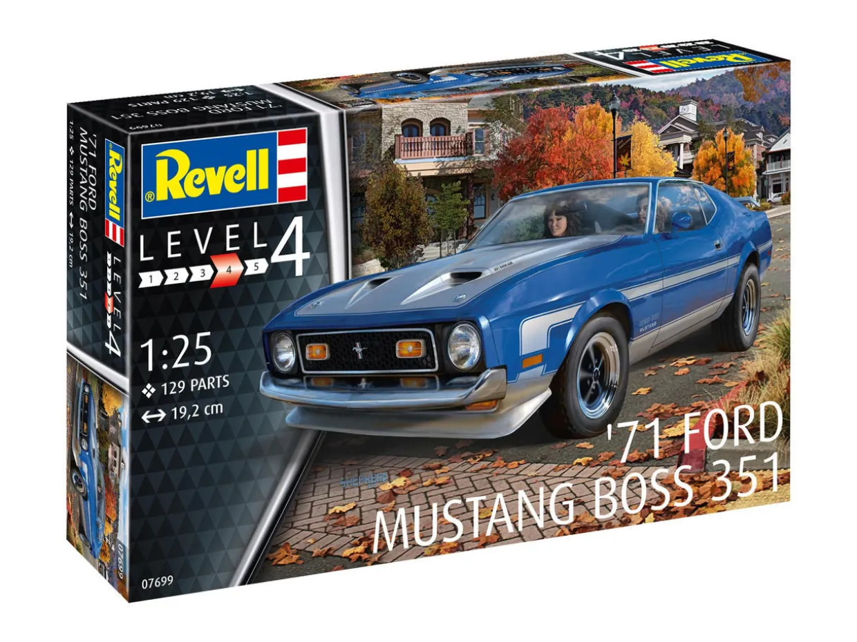 Revell 1/24 71' Mustang Boss 351 Model Car kit