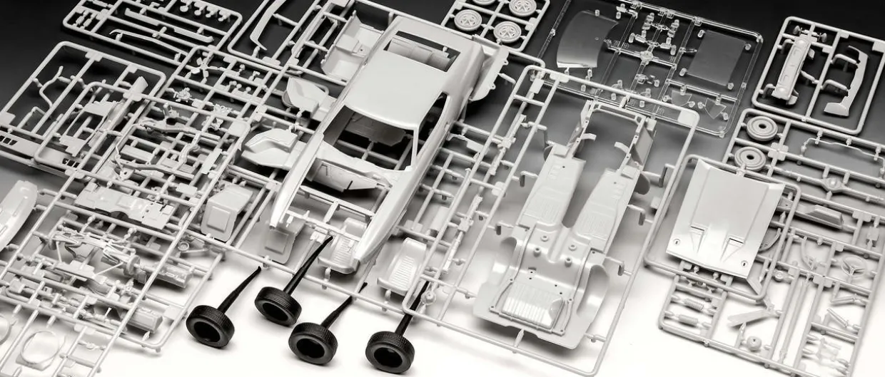 Revell 1/24 71' Mustang Boss 351 Model Car kit