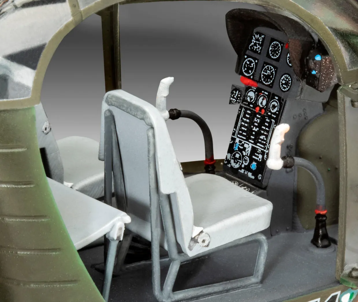 Revell 1/32 Aerospatiale Alouette II Model Kit