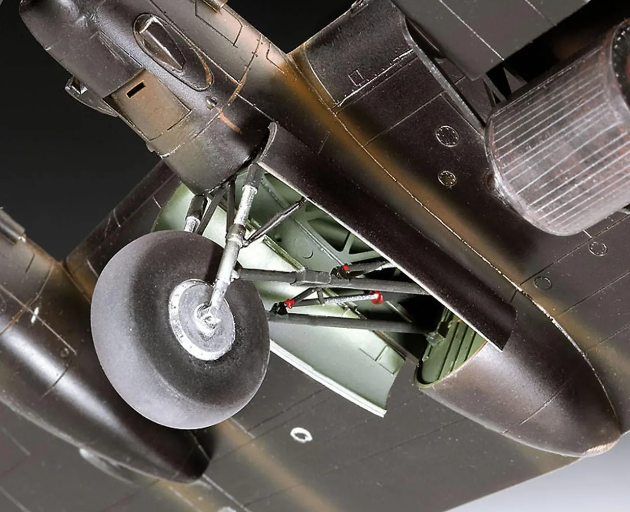 Revell 1/72 Avro Lancaster Dambusters