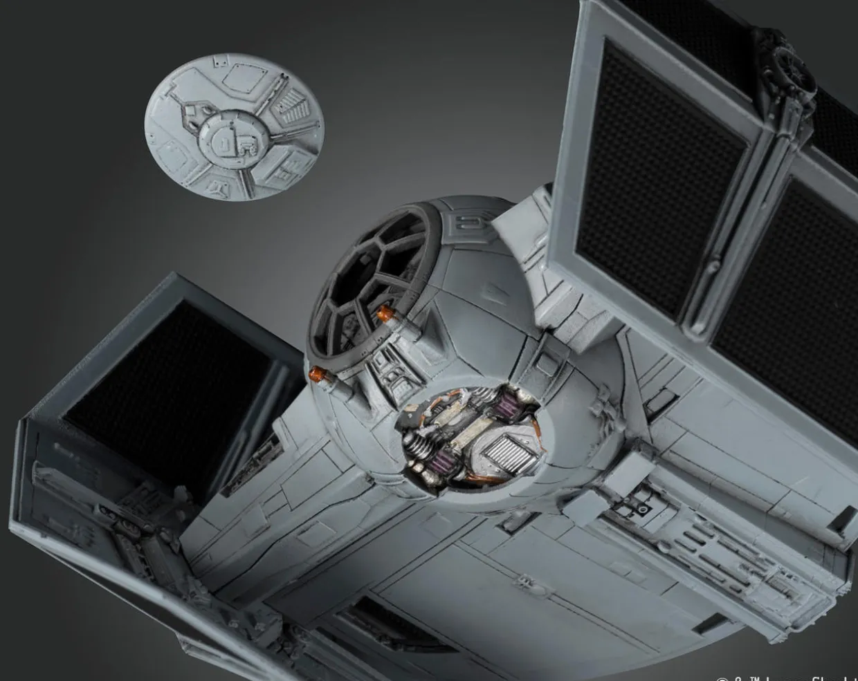 Revell 1/72 Ban-Dai Star Wars TIE Advanced - Darth Vader's TIE Fighter