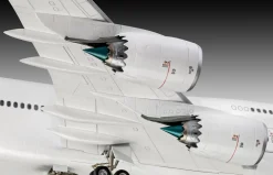 Revell 1/144 Boeing 747-8 Lufthansa New Livery