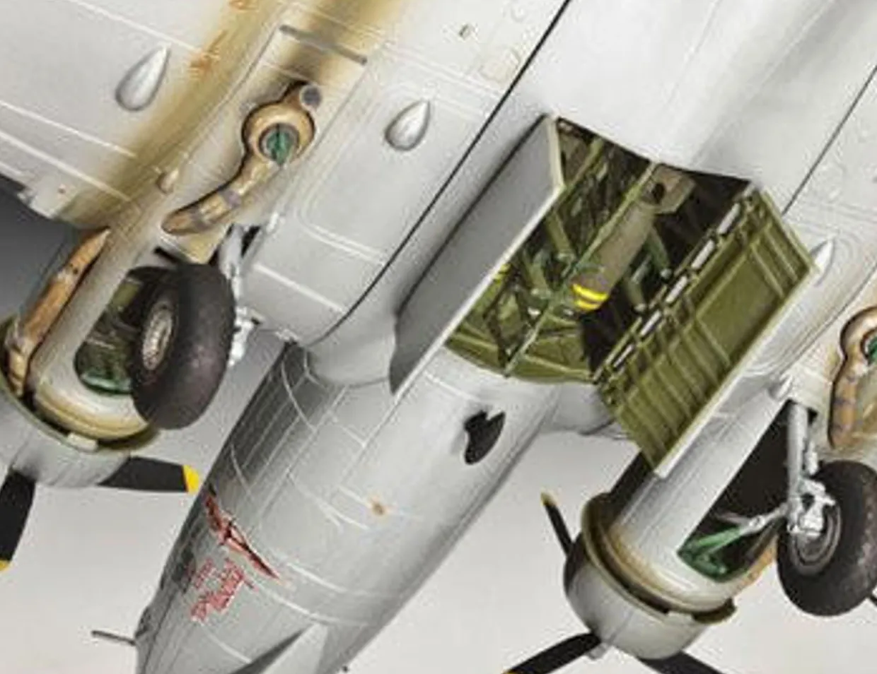 Revell 1/72 Boeing B-17G Flying Fortress