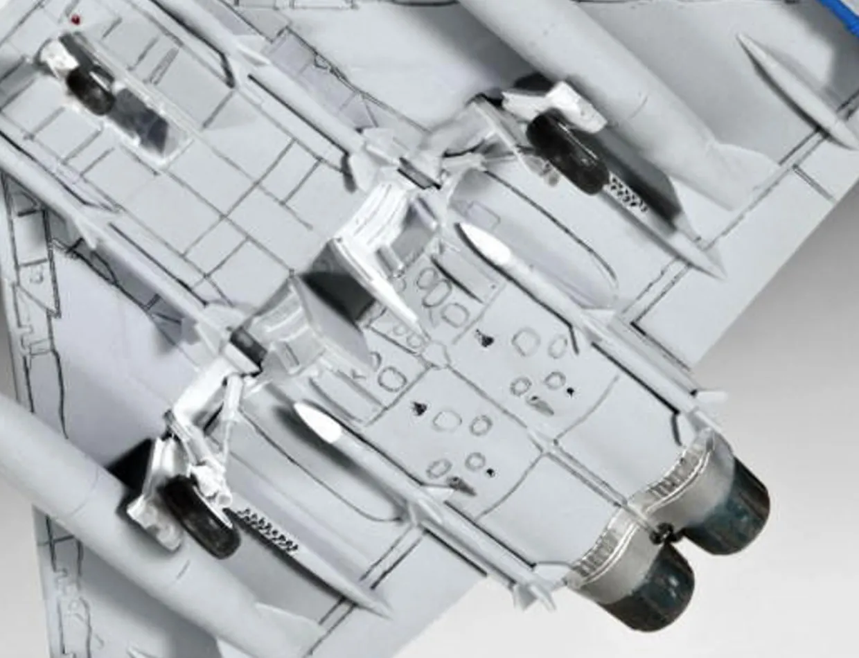 Revell 1/144 Eurofighter Typhoon Single Seater
