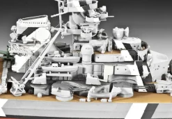 Revell 1/700 German Battleship Bismarck