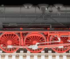Revell 1/87 German BR01 Express Locomotive