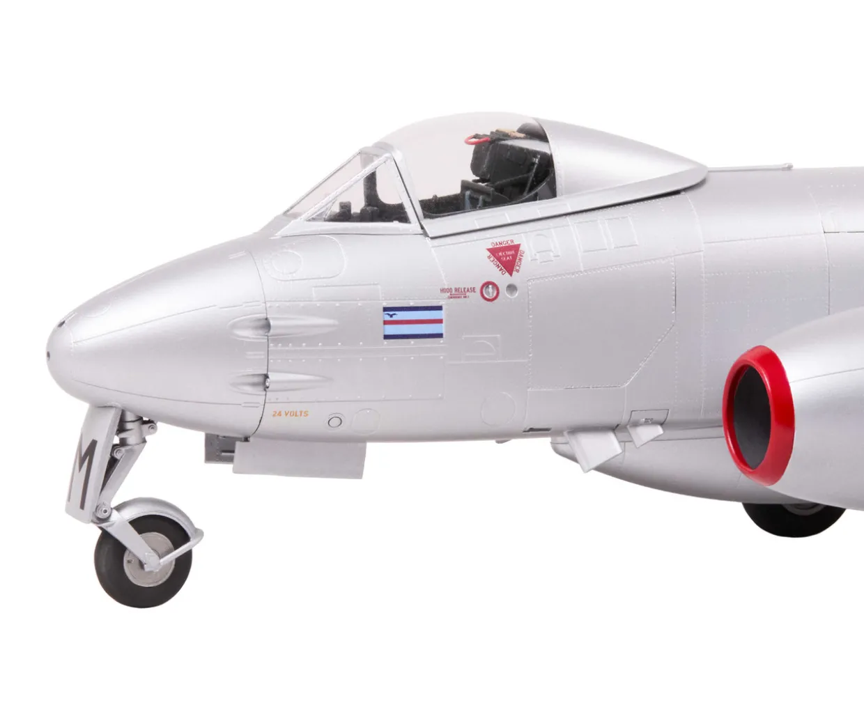 Revell 1/32 Gloster Meteor F.8/FR.9 First Edition