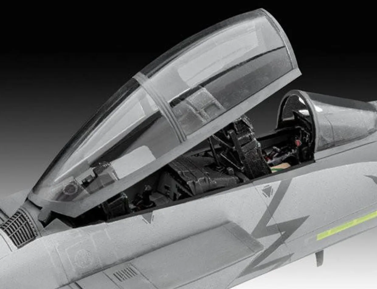 Revell 1/72 McDonnell Douglas F-15E Strike Eagle