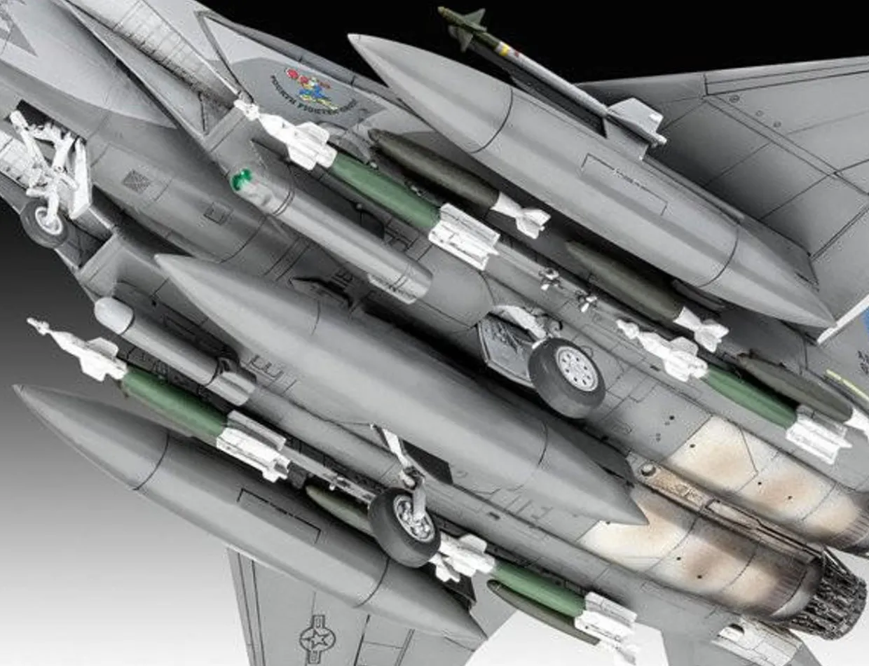 Revell 1/72 McDonnell Douglas F-15E Strike Eagle