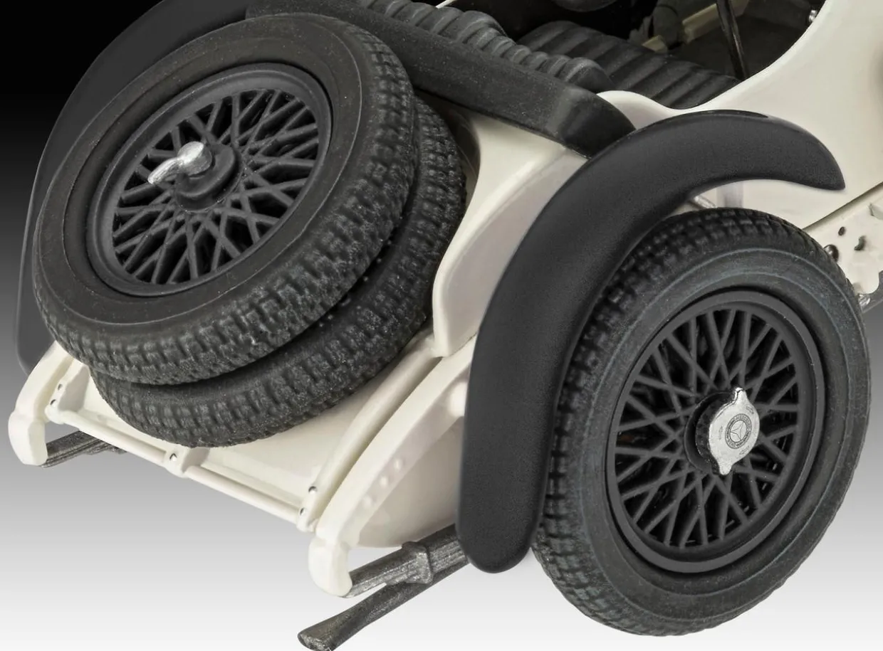 Revell 1/32 Mercedes-Benz SS