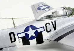 Revell 1/72 North American P-51D Mustang