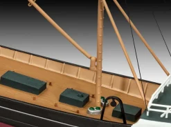 Revell 1/142 North Sea Trawler