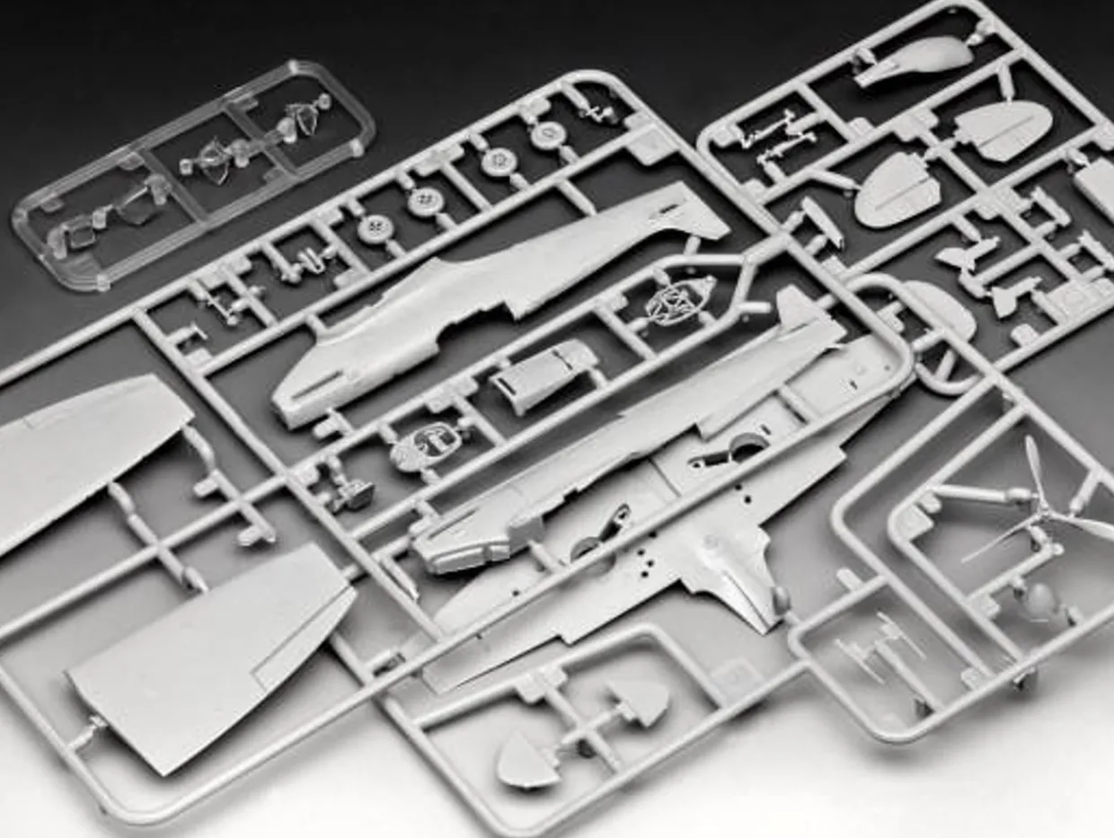 Revell 1/72 Supermarine Spitfire Mk.IIa Starter Set