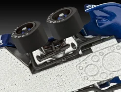 Revell 1/32 Tyrrel P34/2 6-wheeler