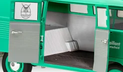 Revell 1/24 Volkswagen T1 Bus 150 Years of Vaillant Gift Set