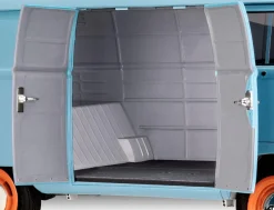 Revell 1/24 Volkswagen T1 Panel Van Gulf Livery