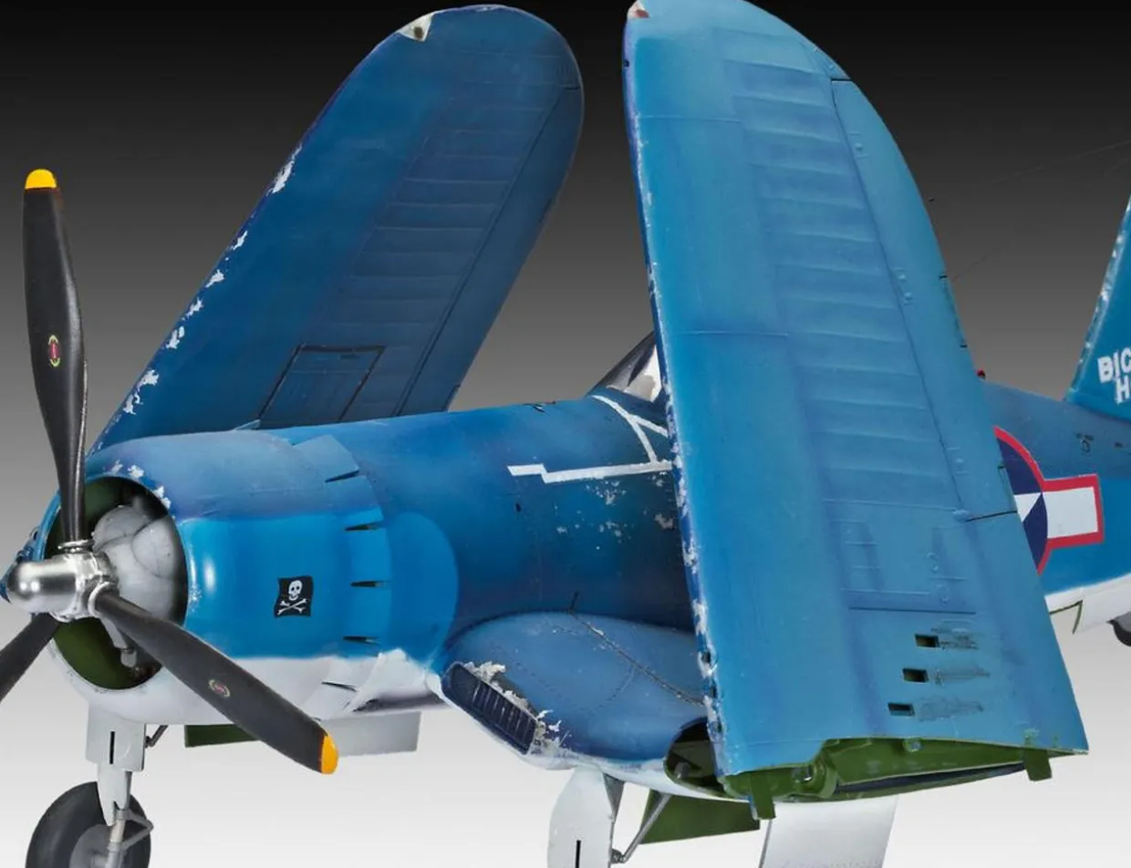 Revell 1/32 Vought F4U-1A Corsair