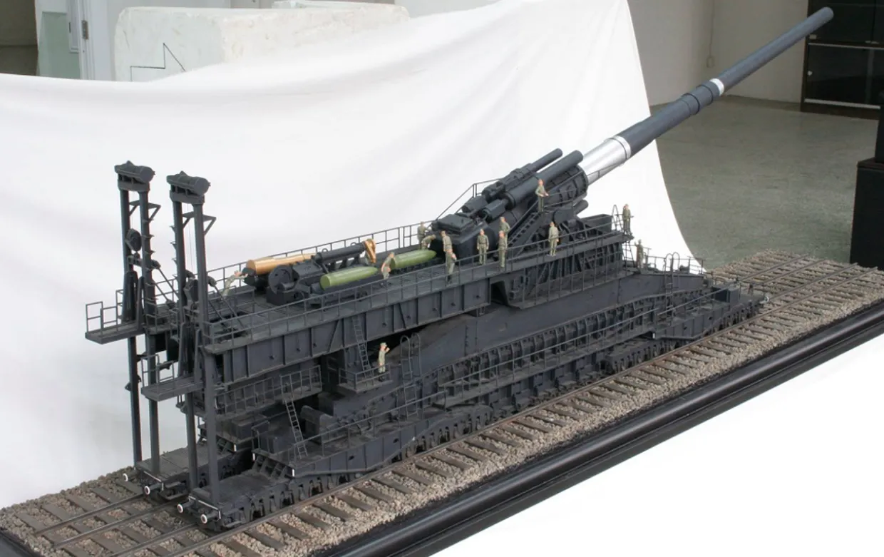 Soar Art Workshop 1/35 80cm Dora Heavy Railway Gun