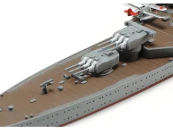Tamiya 1/700 Japanese Light Cruiser Mogami Model Kit