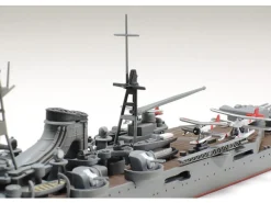 Tamiya 1/700 Japanese Light Cruiser Mogami Model Kit