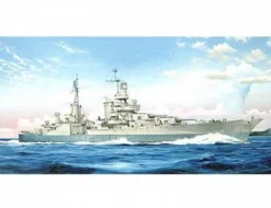 Trumpeter 1/350 USS Indianapolis CA-35 1945
